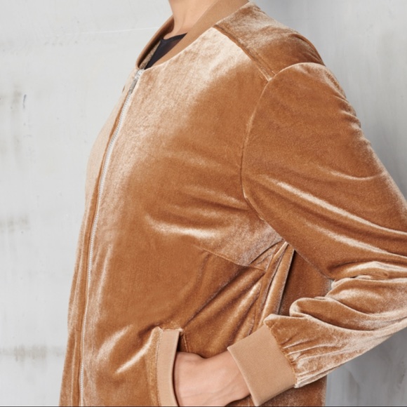 Lavish Alice Carmel Velvet Jacket - Picture 3 of 4